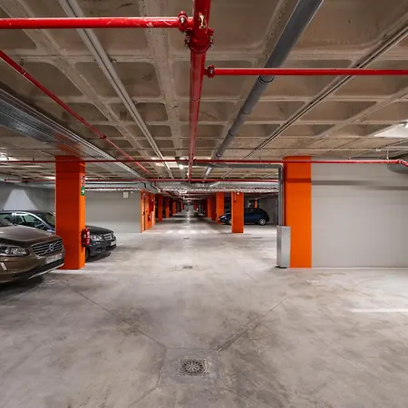 Xpce Urban 8 Skyline - Parking Free *