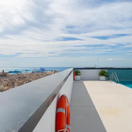 Xpce Urban 8 Skyline - Parking Free *
