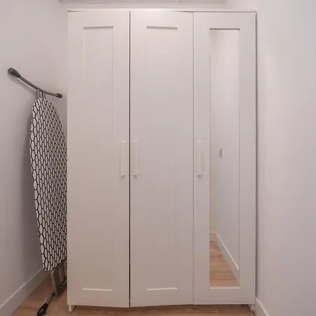 Xpce Urban 8 Skyline - Parking Free Apartment